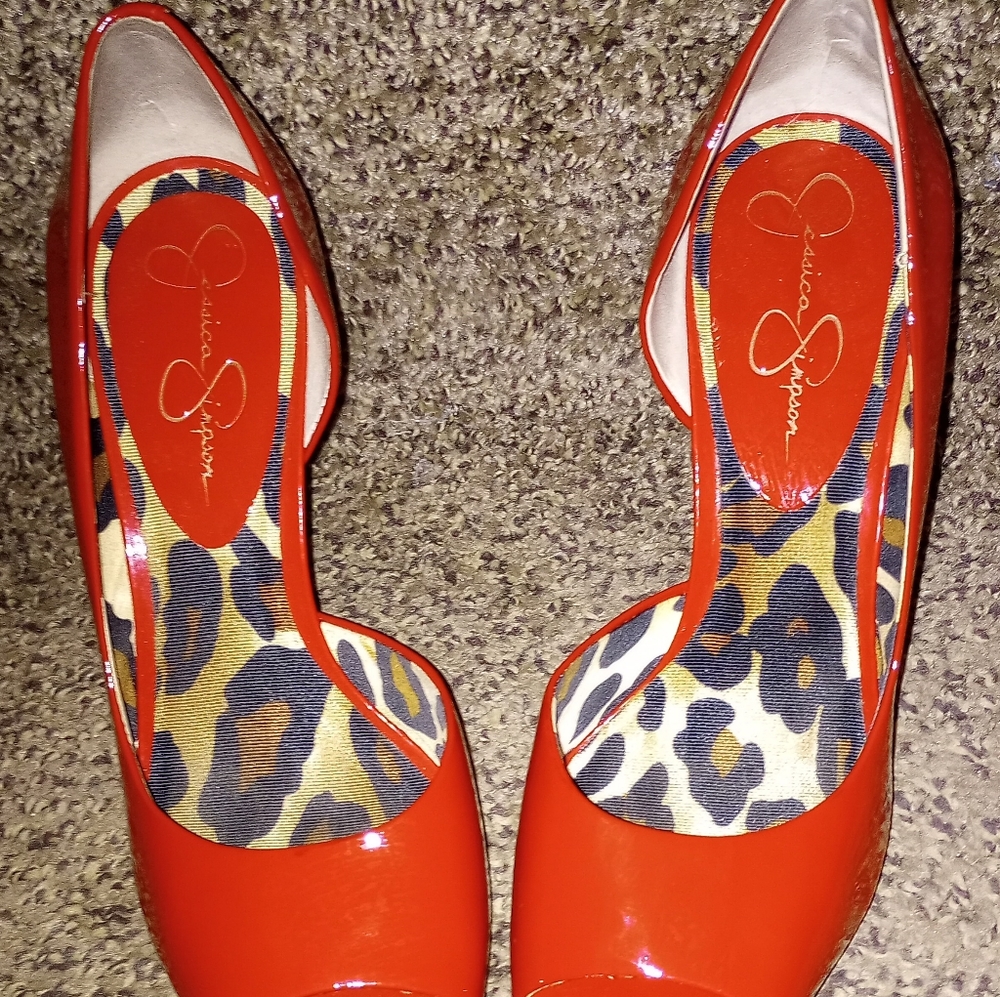 Heels - Picture 2 of 4